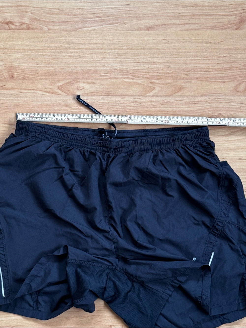 Brooks Equilibrium 5” Black Running Shorts Reflective Lines Velcro Pockets Large - Picture 10 of 10